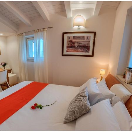 Villa Aquarius - Larihome A08 Vercana Eksteriør bilde