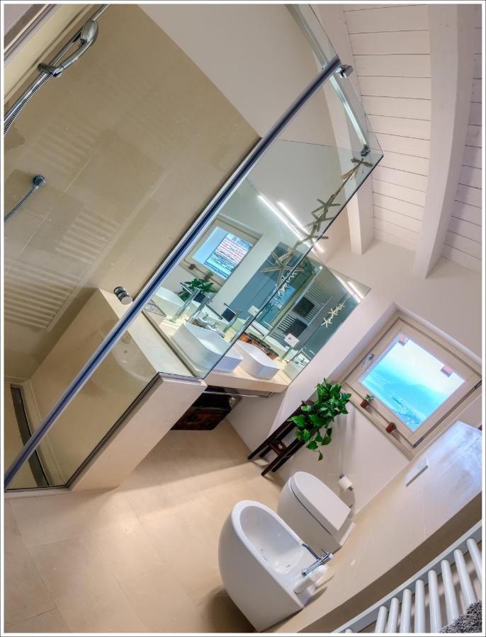 Villa Aquarius - Larihome A08 Vercana Eksteriør bilde